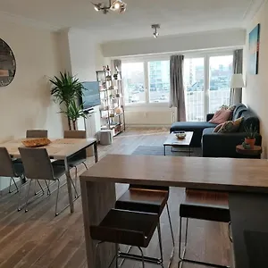 Vlak Aan Zee Apartment
