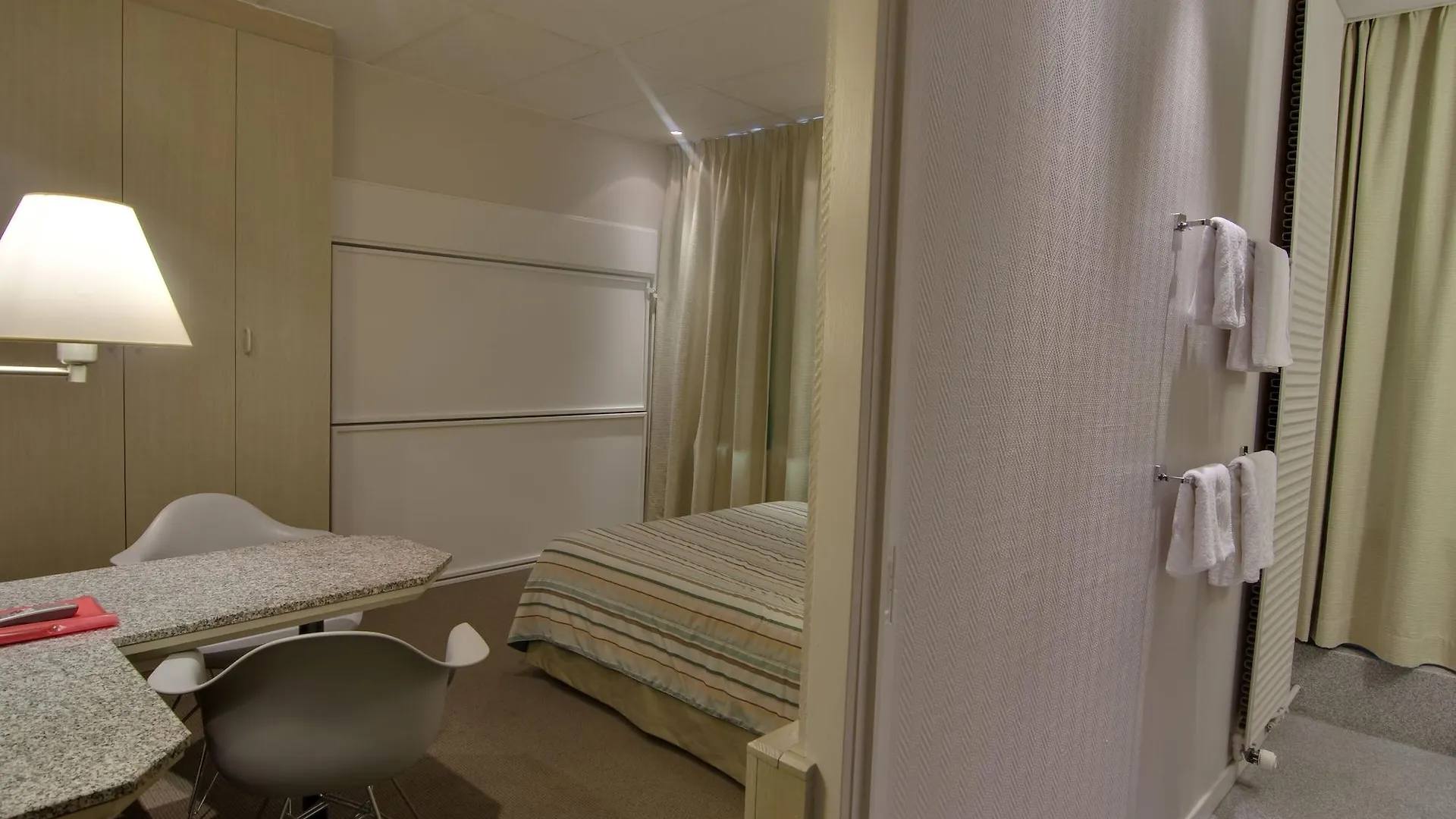 Hotel Glenmore Ostende 3*,  Belgien